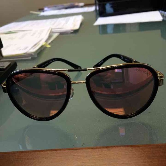 Henri bendel sunglasses
