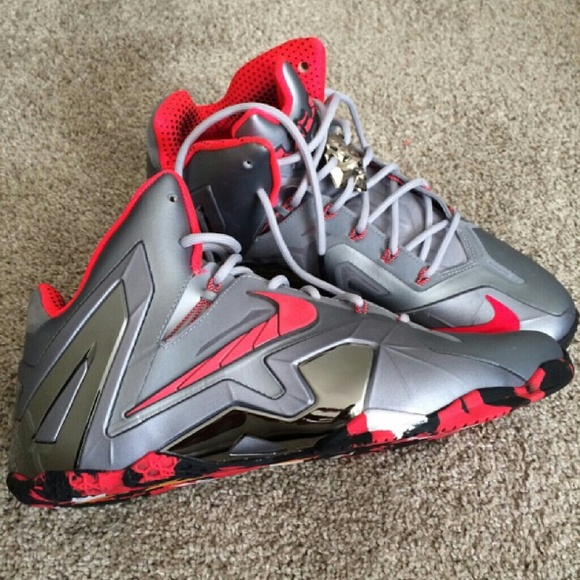 Lebron Elite 11s (Grey)