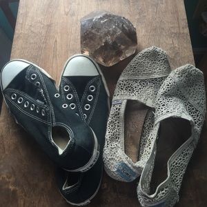Used converse and toms