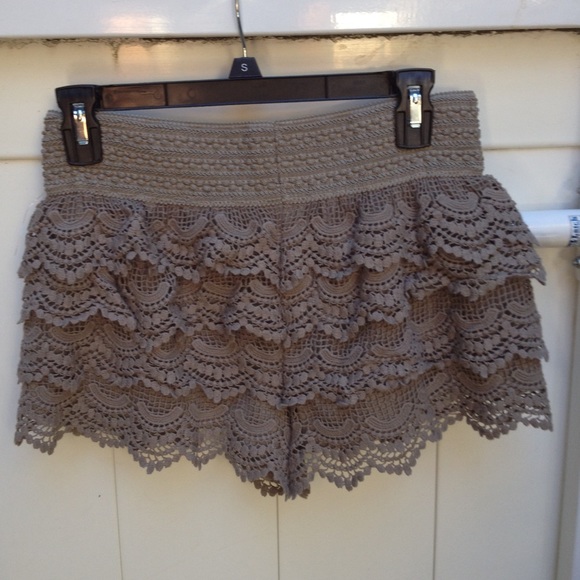 American rag dark cream shorts