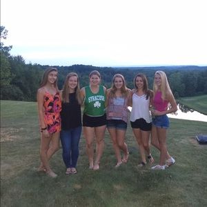 Meet your Posher, Lily