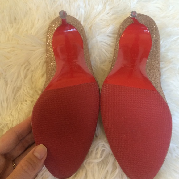 Louboutin - Picture 2 of 4