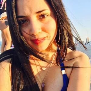 Meet your Posher, Perla