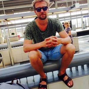 Meet your Posher, Thomas