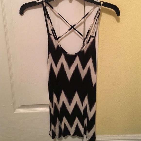 H&M tank