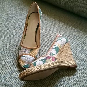 Anne Klein Tropical Woven Peep-Top High Wedge
