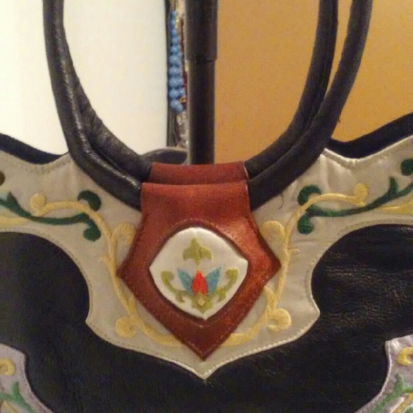 Handbag - Picture 3 of 4