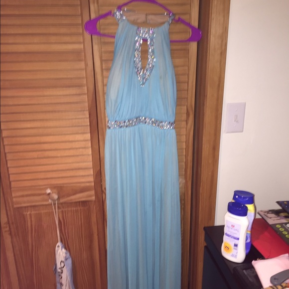 Prom dress - Picture 4 of 4