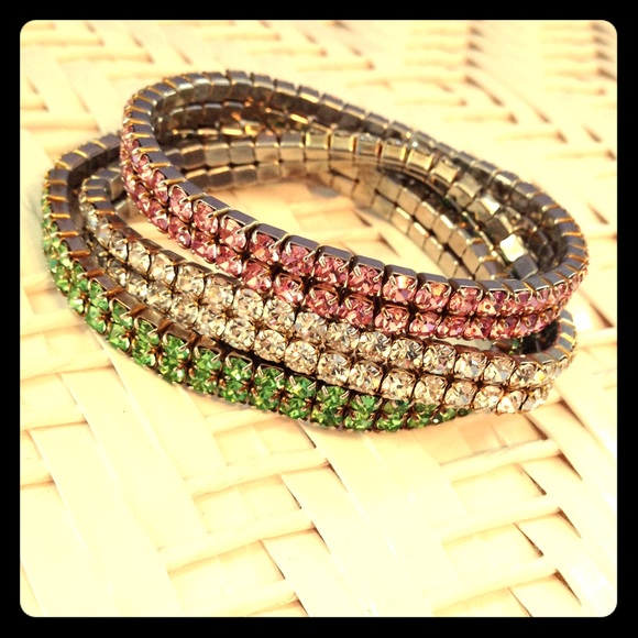 Set of 3 stretch rhinestone bracelets