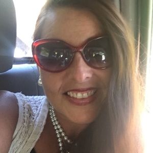 Meet your Posher, Nichole