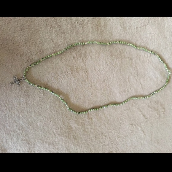 Beaded necklace with cross pendant
