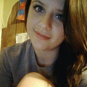 Meet your Posher, Brittney