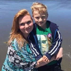 Meet your Posher, Lynn