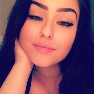 Meet your Posher, Halle