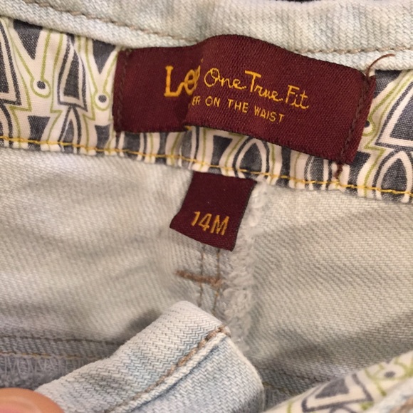 Capris - Picture 2 of 2