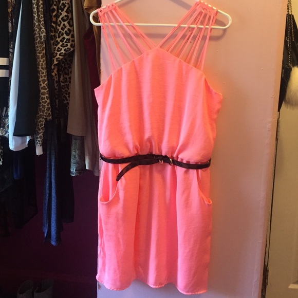 Dress - Picture 1 of 3