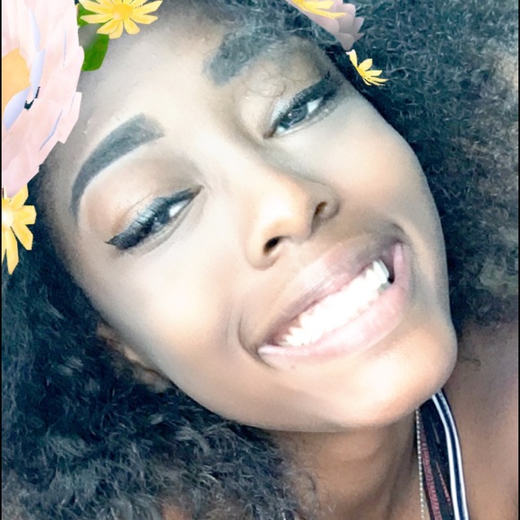 Meet your Posher, Myana