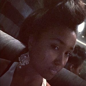 Meet your Posher, Brittney