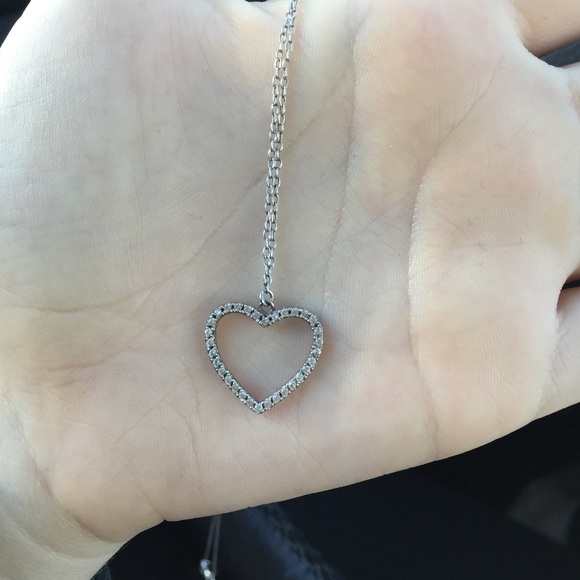 Silver necklace with heart - Picture 1 of 1
