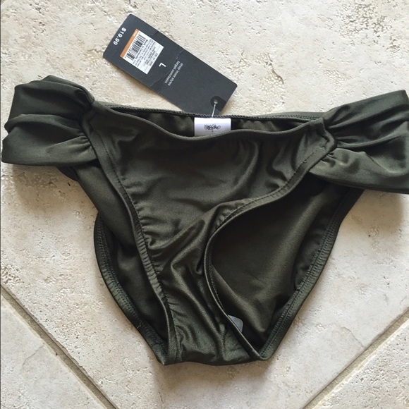NWT bathing suit bottoms