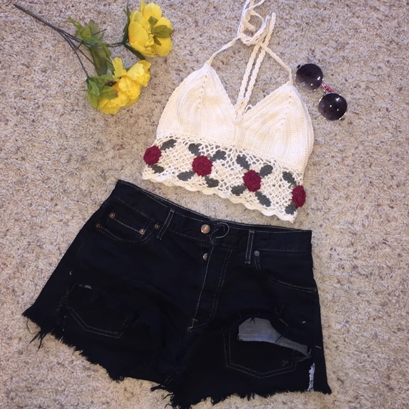 Forever 21 crocheted crop top