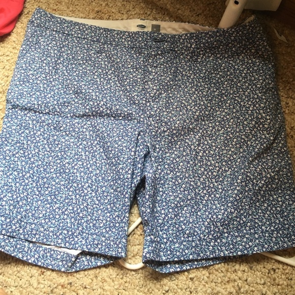 Blue floral print Old Navy Shorts