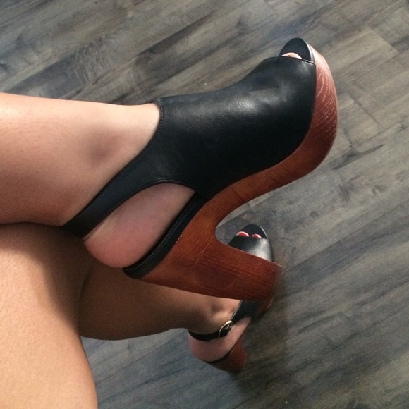 Black & Brown Wedges