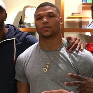 Meet your Posher, Devontae