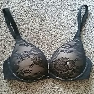 Victorias Secret body push up bra size 34 D