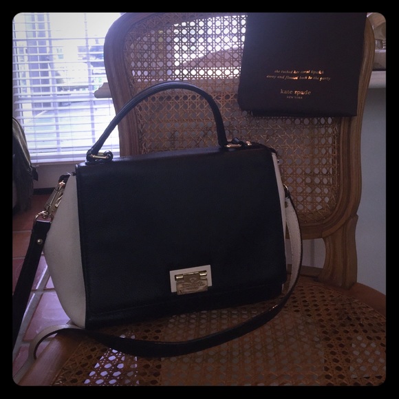 kate spade Handbags - Kate Spade tote