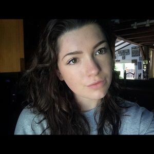Meet your Posher, Jenna