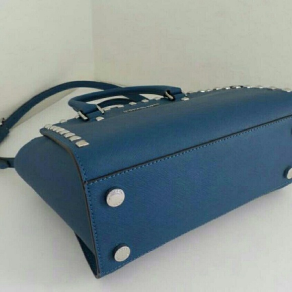 Michael Kors selma stud medium satchel - Picture 4 of 4