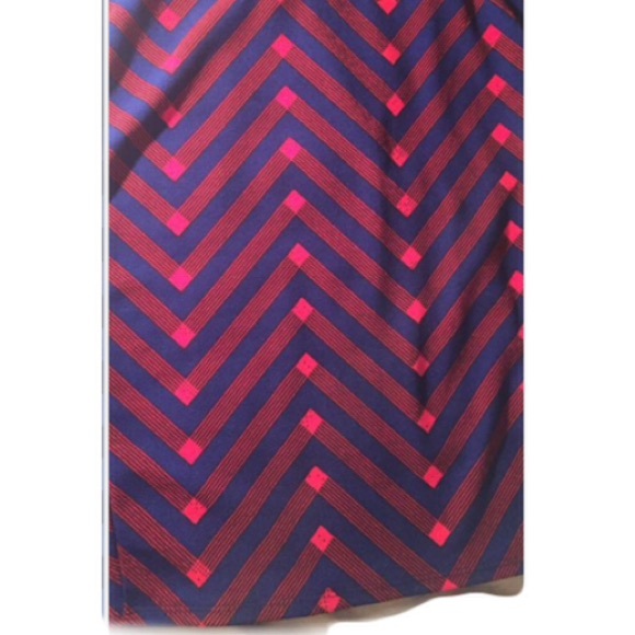 Lularoe Cassie BNWT - Picture 2 of 4