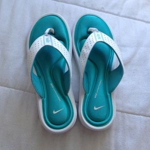 Nike Comfort Bed Flip Flops