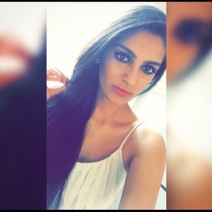 Meet your Posher, Angeli