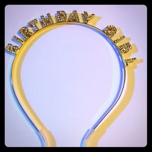 NWOT Gold Tone Happy Birthday headband