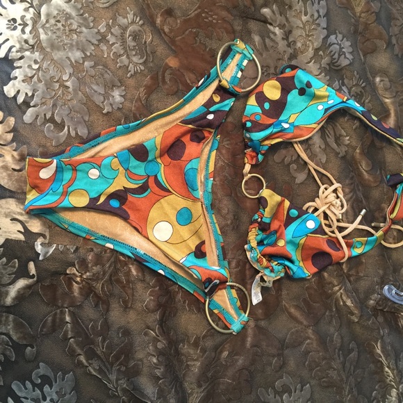 Vitamin A Bikini. Fits more like a medium.