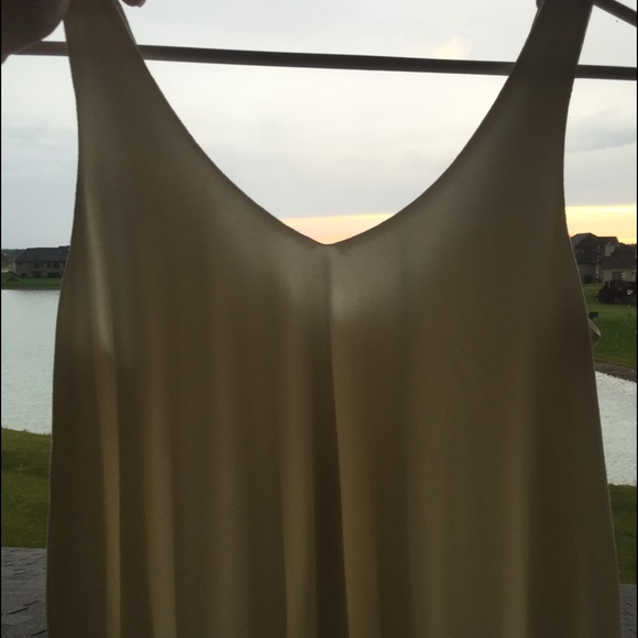 Cream colored tank. Size small/medium - Picture 1 of 3