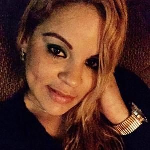 Meet your Posher, Jessenia