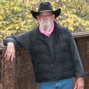 Meet your Posher, Christy