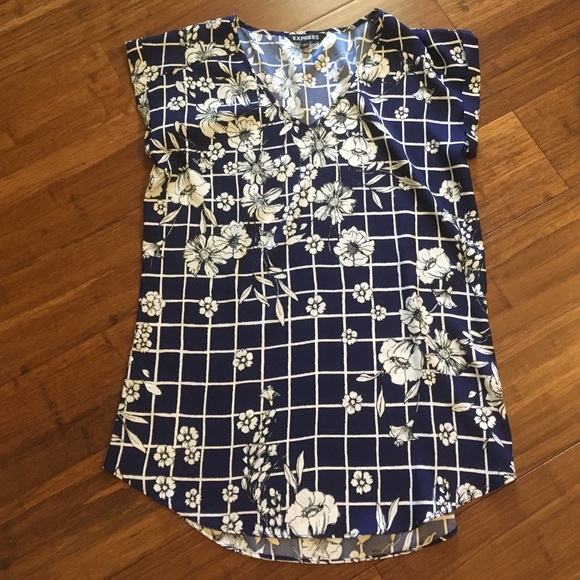 Floral top
