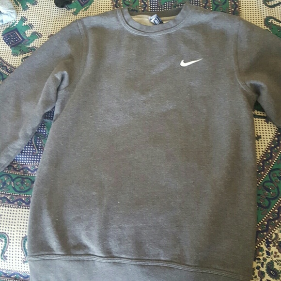 Nike sweater