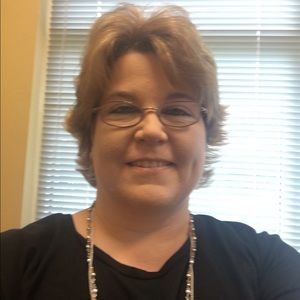 Meet your Posher, Tina