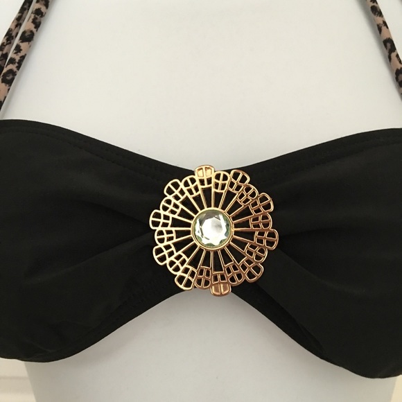 Black Bathing suit top. - Picture 2 of 4