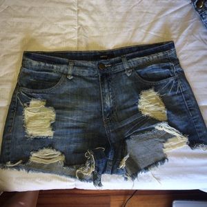 Mid rise / high waisted jean shorts