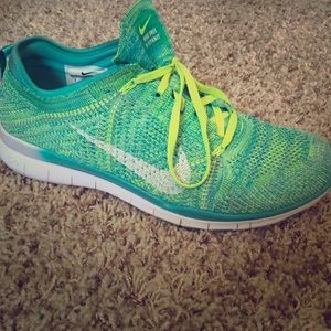 Nike Free TR Flyknit
