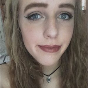 Meet your Posher, Kati