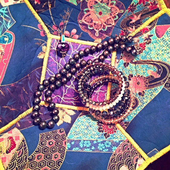One continuous wrap bracelet. Looks like 5.