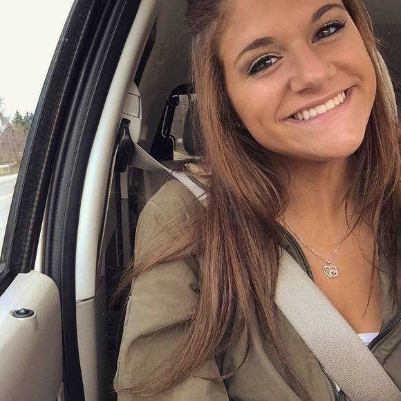 Meet your posher, Abbey!