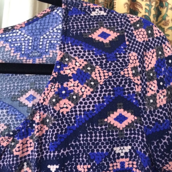 Patterned Dress - Picture 2 of 3